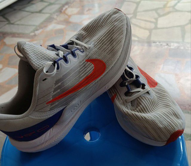 ขายถูก Nike run  size 40.5-255cm ของแท้ สภาพดี เบามาก รูปที่ 5