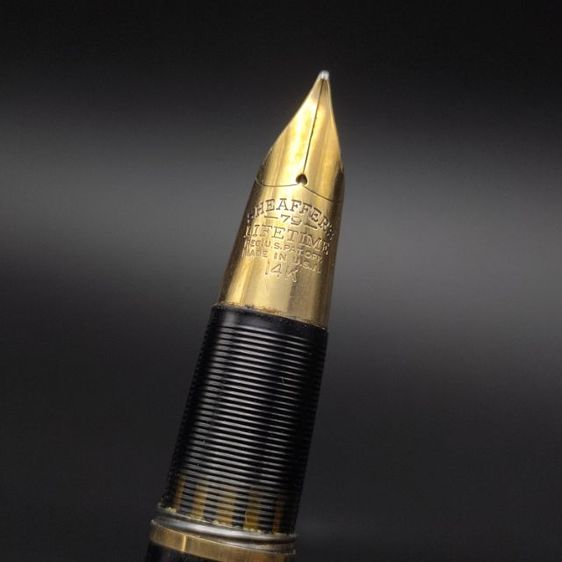 ปากกาหัวแร้งโบราณ Sheaffer s หัวทองคำ 14K พร้อมแท่นเสียบยุคปี 70-80 สภาพสมบูรณ์  รูปที่ 5