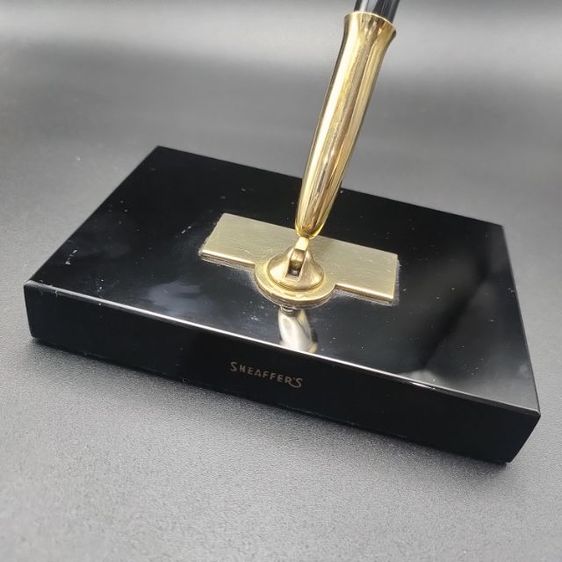 ปากกาหัวแร้งโบราณ Sheaffer s หัวทองคำ 14K พร้อมแท่นเสียบยุคปี 70-80 สภาพสมบูรณ์  รูปที่ 3