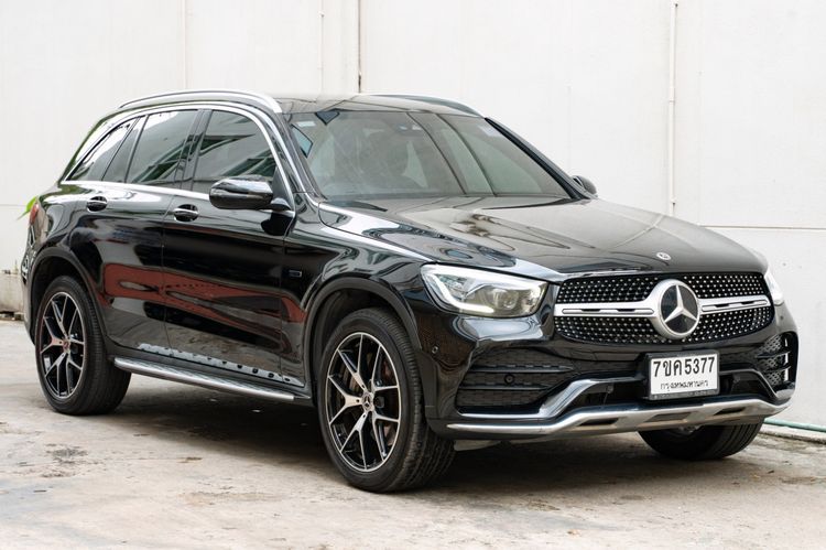 Mercedes-Benz GLC-Class 2021 GLC300 Utility-car ปลั๊กอินไฮบริด (PHEV) ไม่ติดแก๊ส เกียร์อัตโนมัติ ดำ