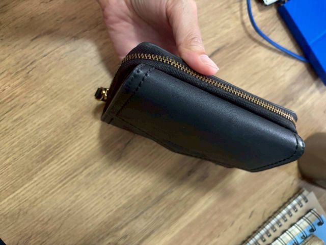 กระเป๋ายี่ห้อแท้จากห้าง 2,300 ขายแค่ 650 แถมฟรีอีก1ใบ รูปที่ 2