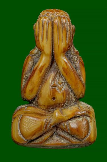 พระปิดตาเก่าแกะสวยมาก