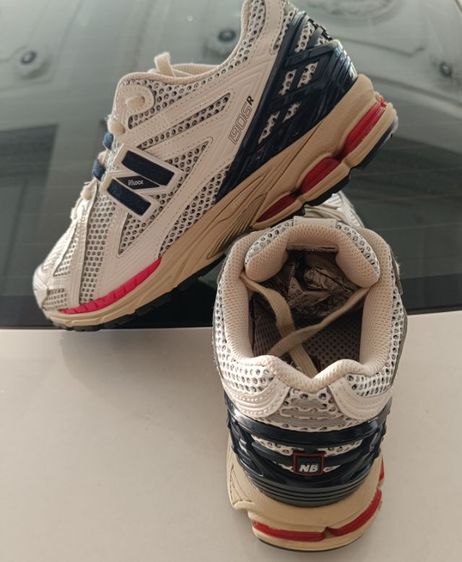 ขายถูก New Balance 1906R สีนิยม size 42-265cm ของแท้ ใส่นุ่ม สภาพสวย รูปที่ 13