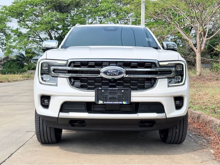 รถ Ford Everest 2.0 Bi-Turbo Titanium+ 4WD สี ขาว