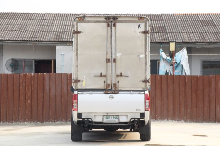 Nissan Navara 2015 2.5 E Pickup ดีเซล ไม่ติดแก๊ส เกียร์ธรรมดา เทา รูปที่ 4