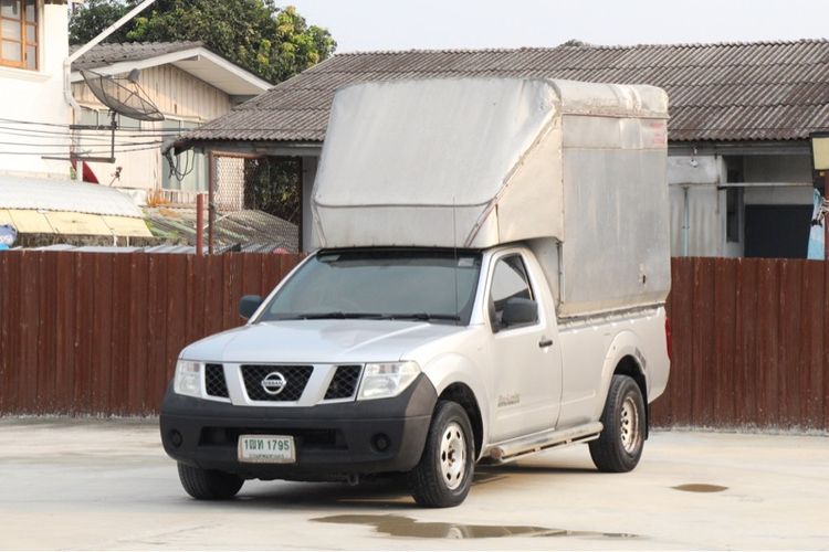 รถ Nissan Navara 2.5 E สี เทา