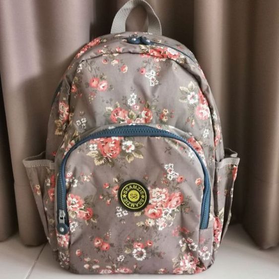 หลากสี กระเป๋าเป้แบรนด์​ SSAMZIE​ มือ​ 2​ 