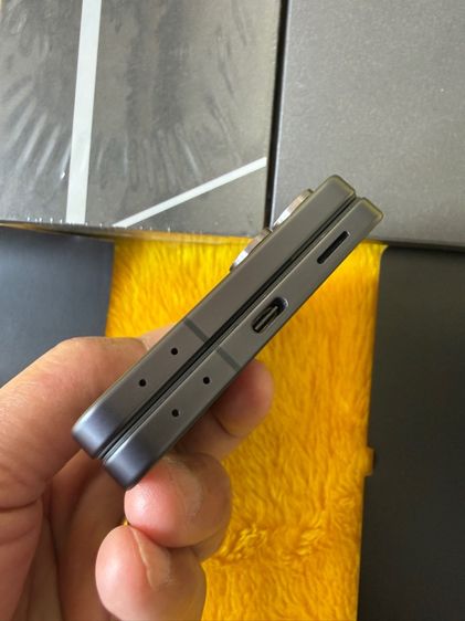 Samsung Z Flip7-12-512GBใหม่มาก รูปที่ 8