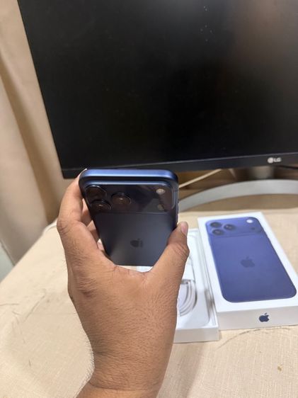 iPhon 17 Pro Max 256GB Deep Blue อายุไม่กี่วัน สวยใสไร้รอย รับเทิร์นทุกรุ่นสอบถามได้คัฟ รูปที่ 12