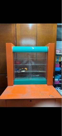 ขายด่วน ตู้โชว์บุหรี่ ทำสีใหม่มีล้อเข็นได้ ราคา2,000บาท รูปที่ 5