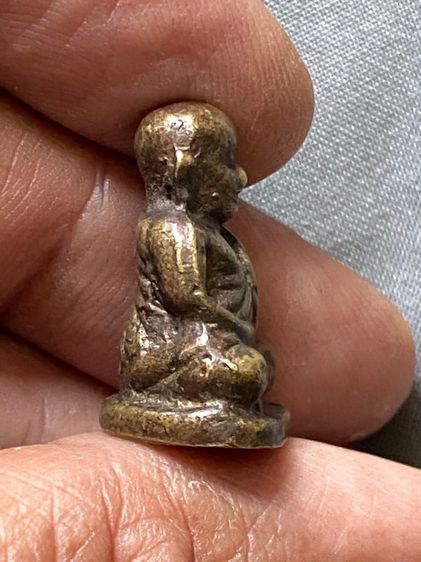 รูปหล่อหลวงพ่อเงิน วัดบางคลานครับ รูปที่ 3