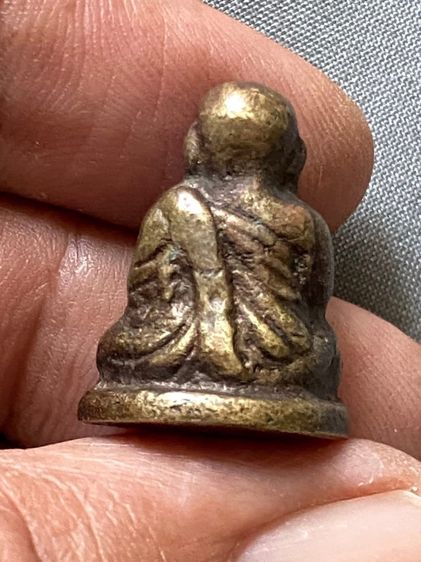 รูปหล่อหลวงพ่อเงิน วัดบางคลานครับ รูปที่ 2