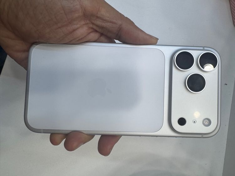 ขาย 17promax 256g battery 100 รอบชาร์จ3 ครบกล่อง ใช้งานปกติ หมดประกัน7-03-70 ราคา46900 บาท รูปที่ 12