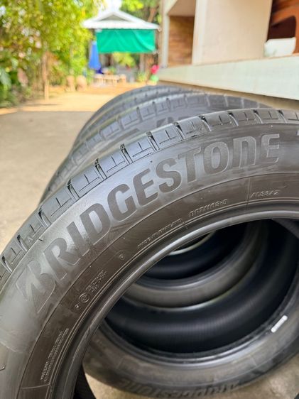 215 Bridgestone ยางรถ