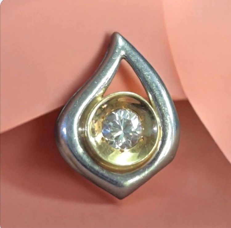 สร้อยคอและจี้ จี้ทองแท้ 14-18k เพชรแท้ 10-13 ตังค์ เพชรสวย vs น้ำงาม เหลี่ยม