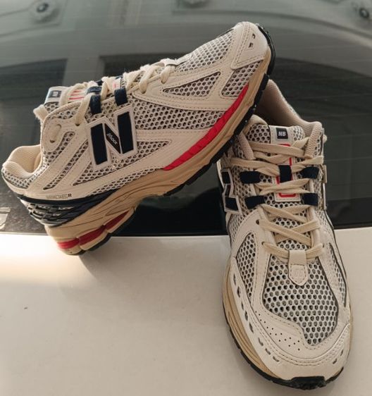 ขาว ผ้าใบ รองเท้าผ้าใบ UK 6.5 | EU 40 | US 8 ขาย New Balance 1906R สีนิยม size 40-250cm ของแท้ สภาพสวย นุ่มสบายเหมือนใหม่