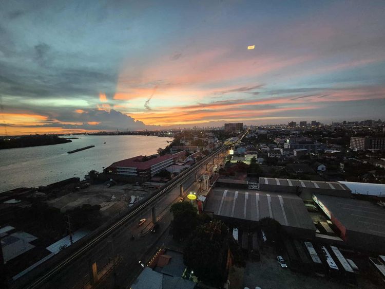 Knight Bridge Sky River Ocean คอนโด ปากน้ำ สมุทรปราการ