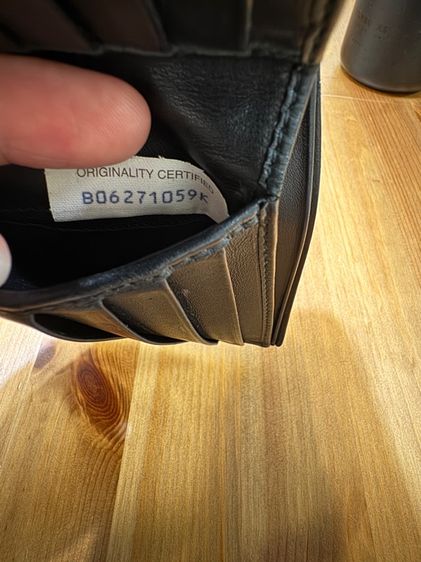 กระเป๋าสตางค์ bottega veneta สีดำ รูปที่ 5