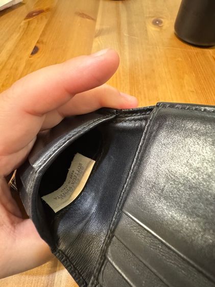 กระเป๋าสตางค์ bottega veneta สีดำ รูปที่ 6