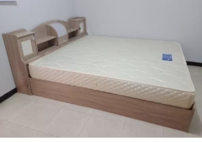 เตียงไม้ปาติเกิล 5 ฟุต