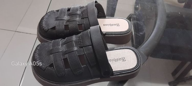 รองเท้าผู้หญิง