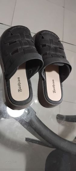 รองเท้าผู้หญิง รูปที่ 3