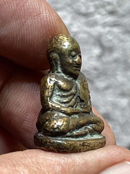 หลวงพ่อเงิน พิมพ์นิยม รูปที่ 5