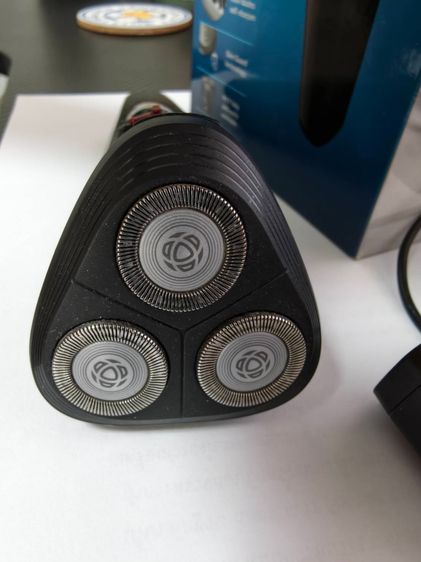 เครื่องโกนหนวดไฟฟ้าของ Philips รุ่น S1103 รูปที่ 3