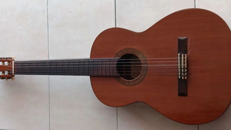 กีต้าโป่งValencai รูปที่ 7