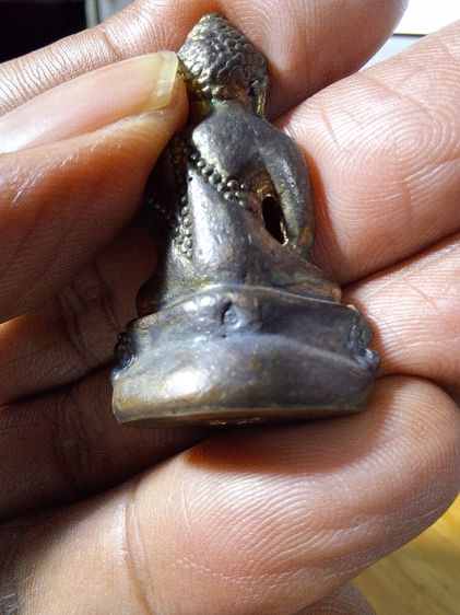 กริ่งชินบัญชร หลวงปู่ทิม วัดละหารไร่ 2517 รูปที่ 4