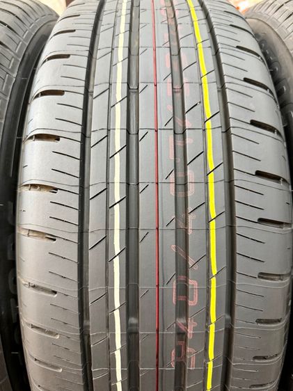 ยางถอดป้ายแดงขอบ 17” ยี่ห้อ BRIDGESTONE รุ่น ALENZA HL33 ขนาด 215-60R17 ปี 26 สีเส้นตุ่มหน้ายางยังอยู่ รูปที่ 6