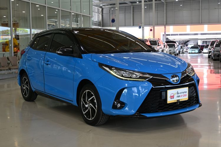 Toyota Yaris 2020 1.2 Sport Premium Sedan เบนซิน ไม่ติดแก๊ส เกียร์อัตโนมัติ ฟ้า รูปที่ 2