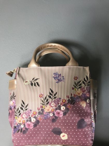 หญิง หลากสี ผ้า อื่นๆ กระเป๋าแฟชั่น