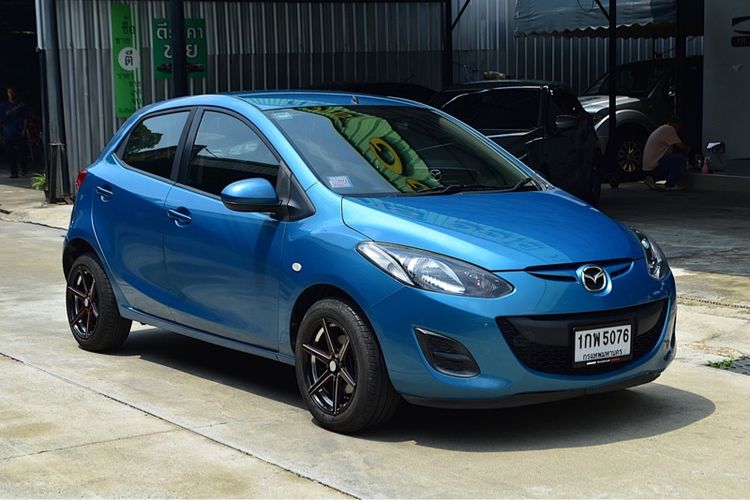 Mazda Mazda 2 2013 1.5 Sports Groove Sedan เบนซิน ไม่ติดแก๊ส เกียร์อัตโนมัติ ฟ้า รูปที่ 4