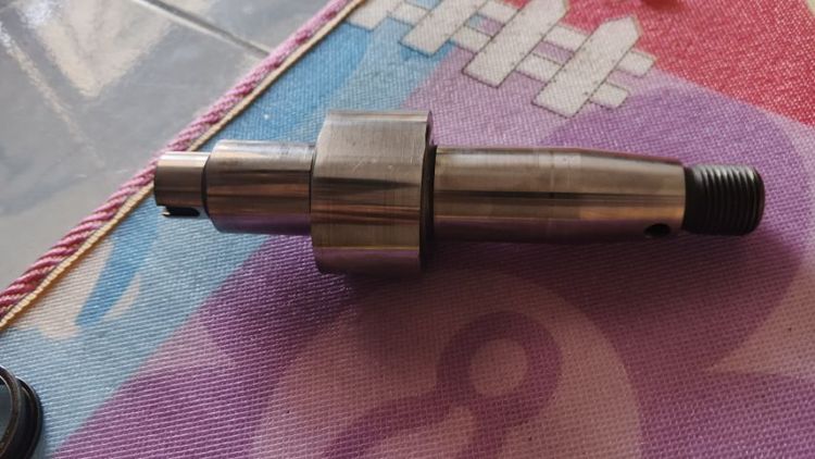 ใส้ปั๊ม 4JJ3 สวยๆรถป้ายแดงถอด ไม่ได้ใช้ถอดออกตั้งแต่ 300