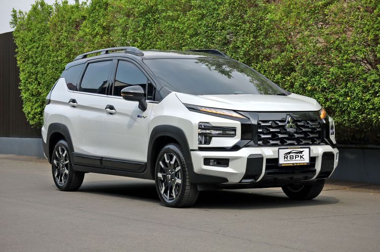 Mitsubishi Xpander 2026 1.5 Cross Utility-car ไฮบริด ไม่ติดแก๊ส เกียร์อัตโนมัติ ขาว รูปที่ 4