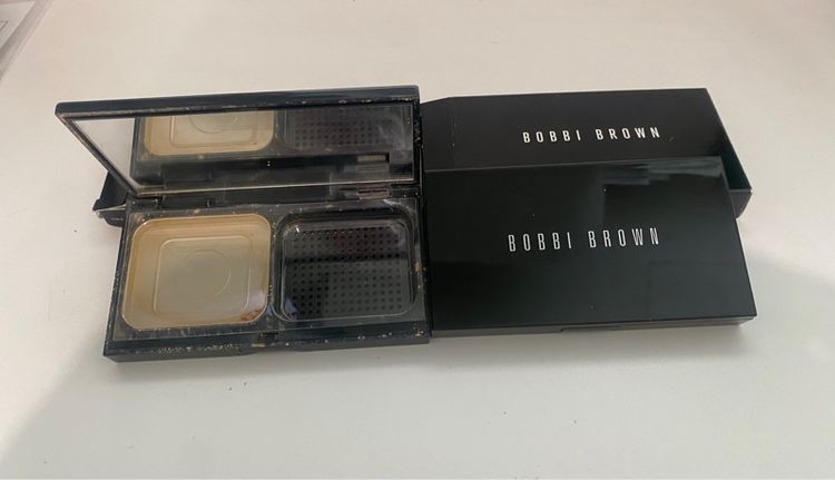 ขายตลับแป้ง BOBBI BROWN รูปที่ 2