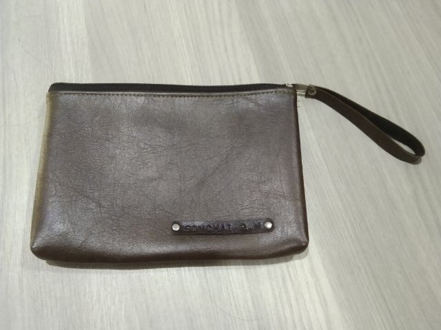 กระเป๋าถือ มีสายคล้อง