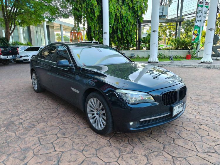 รถ BMW Series 7 740Li สี ดำ