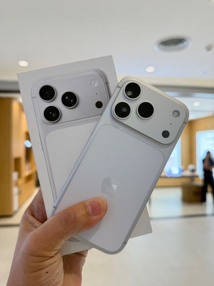 256 GB iPhone 17 โปร 256 ประกันศูนย์ ผ่อนได้ นำเทิร์น