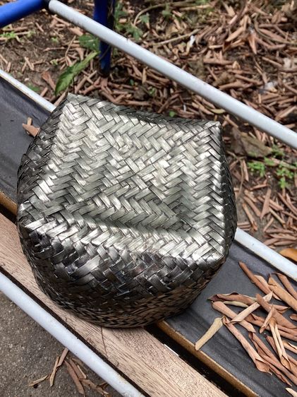 📌งานโบราณ ไม่ทราบวัสดุ กระบุงสาน  นน.เยอะ 144 กรัม 