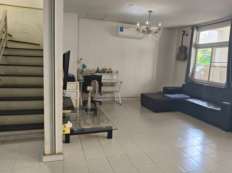 อื่นๆ มีบางส่วน 2010 ทาวน์เฮาส์คลองสามหน้ากว้างหลังมุม  รูปที่ 3