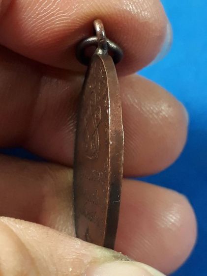 เหรียญหลวงพ่อเดิม วัดหนองโพ ปี 2482 บล็อกดอกจันตรง เนื้อทองแดงหูเชื่อมขอบกระบอก รูปที่ 3