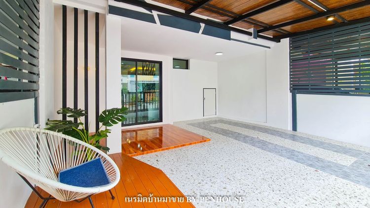 มีบางส่วน ขาย ทาวน์เฮ้าส์ 2ชั้น 4ห้องนอน ใกล้ซาฟารีเวิลด์ มบ.ไอดีไซน์ ถ.เลียบคลองสอง รีโนเวทใหม่ พร้อมอยู่ รูปที่ 3