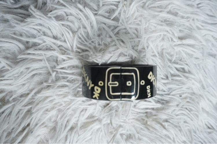 นาฬิกาข้อมือ ยี่ห้อ DKNY แบบกำไร ของแท้ รูปที่ 4