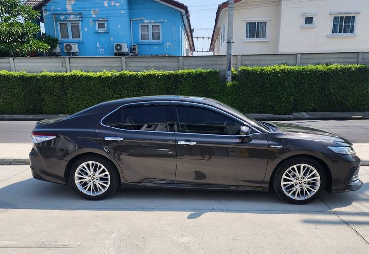 Toyota Camry 2020 2.5 Hybrid Premium Sedan ไฮบริด ไม่ติดแก๊ส เกียร์อัตโนมัติ น้ำตาล รูปที่ 3