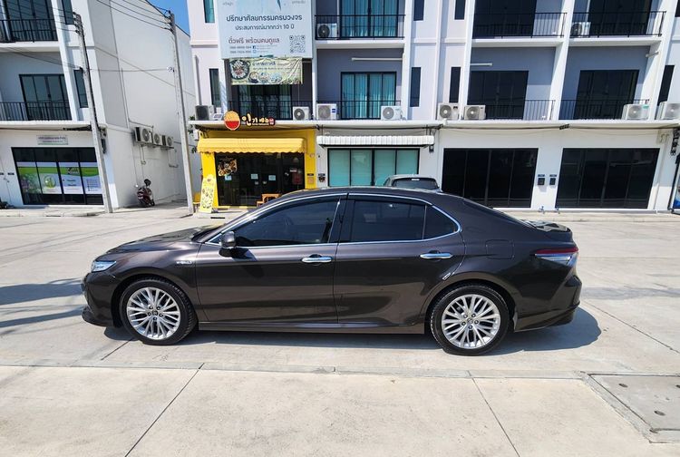 Toyota Camry 2020 2.5 Hybrid Premium Sedan ไฮบริด ไม่ติดแก๊ส เกียร์อัตโนมัติ น้ำตาล รูปที่ 4