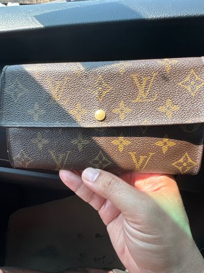 กระเป๋าหลุยแท้ 