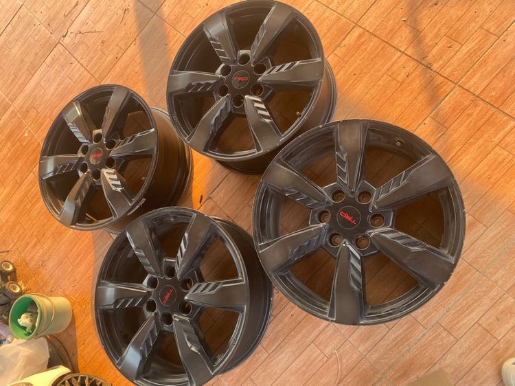 ล้อฟอร์จูนเนอร์Trd ขอบ20 รูปที่ 4