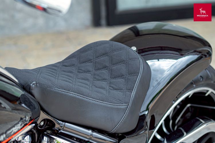 Harley Davidson Softail Breakout117 ปี2024 มือเดียว วิ่ง5,000Mi. รูปที่ 17